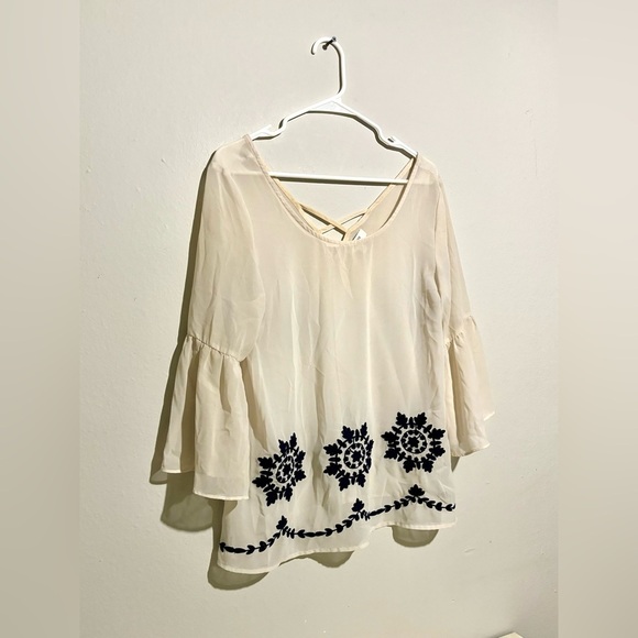 Umgee USA Boutique Women's M Off White Blue Peasant Boho Top Blouse Shirt Sheer - Picture 3 of 8